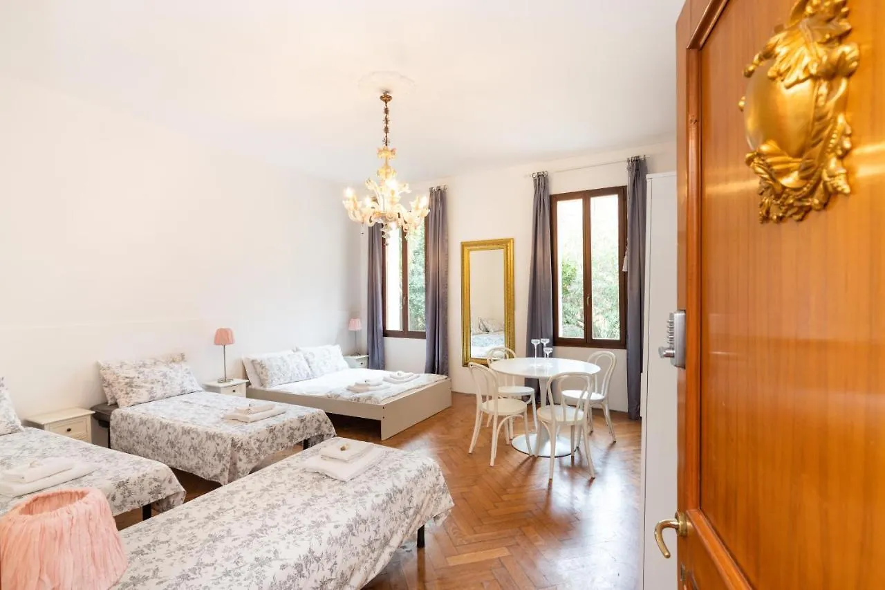 Apartament Dimora De Le Romite Wenecja 0*,